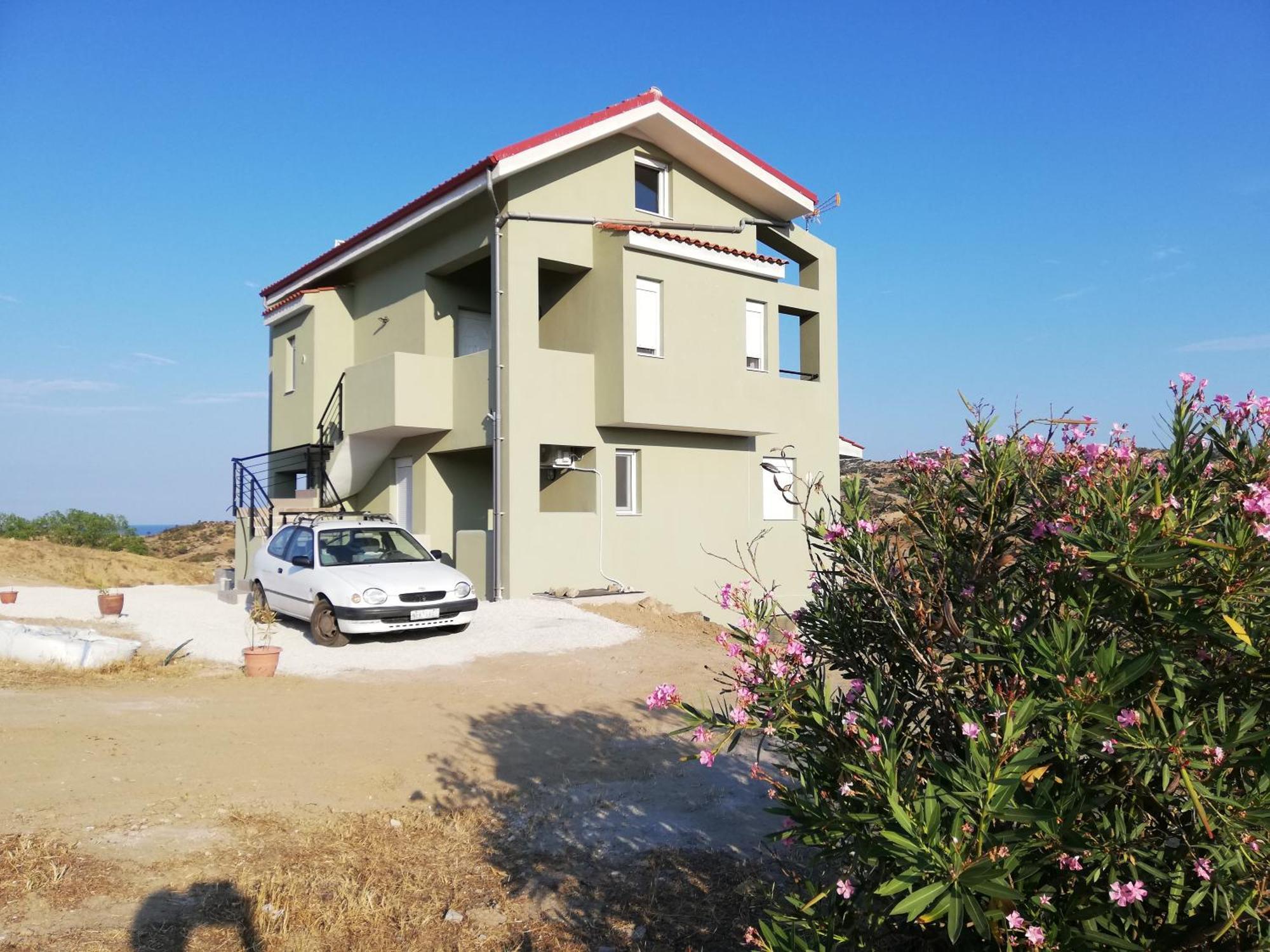 Efthea Valley Apartment