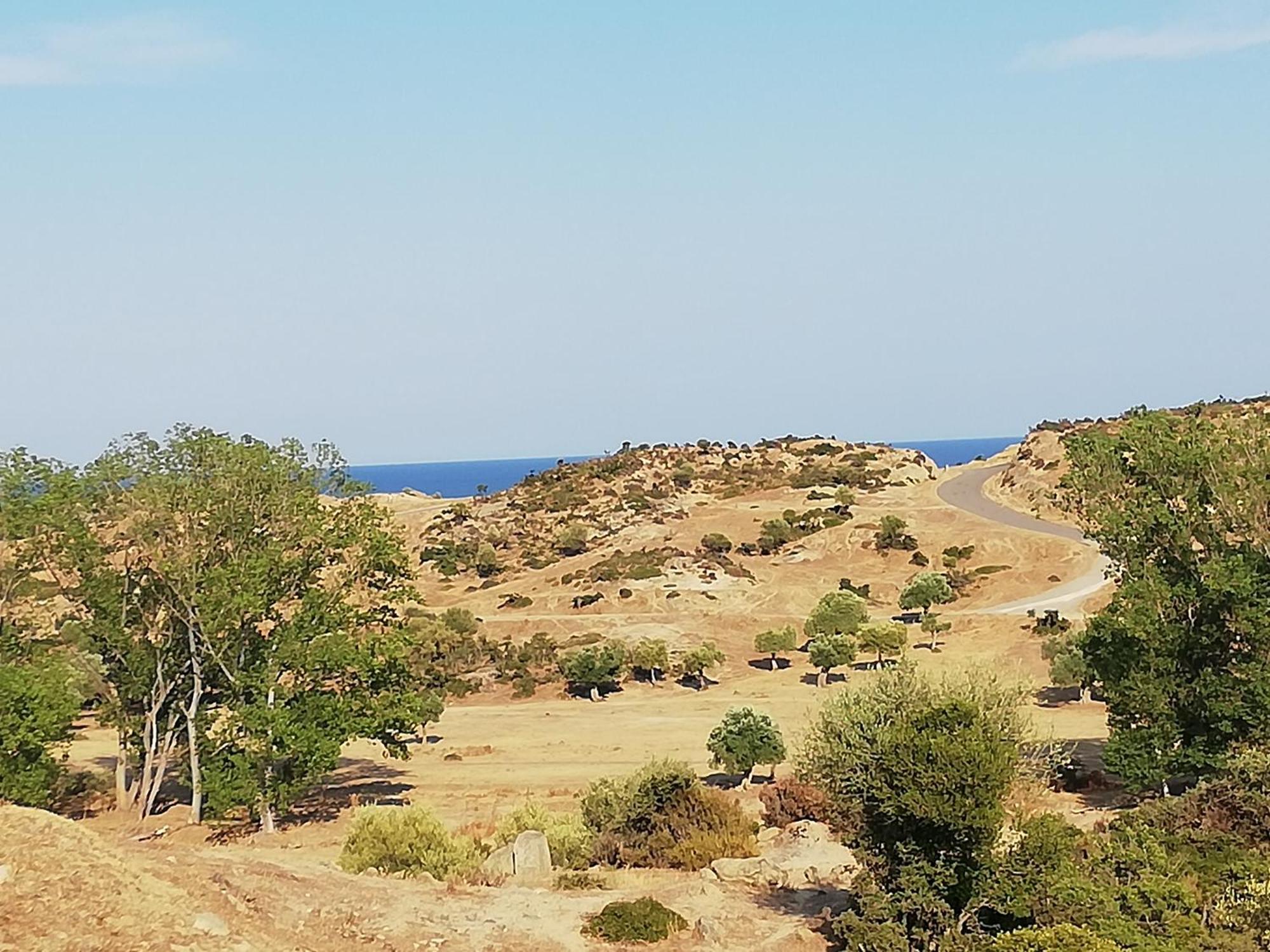 Efthea Valley * Skala Sikias